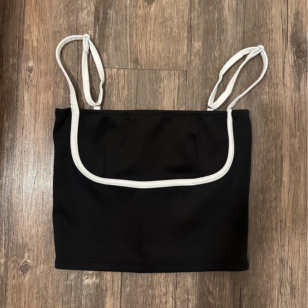 Black and White Outlined Tank